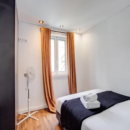 Akicity Liberdade Galaxy Lisboa